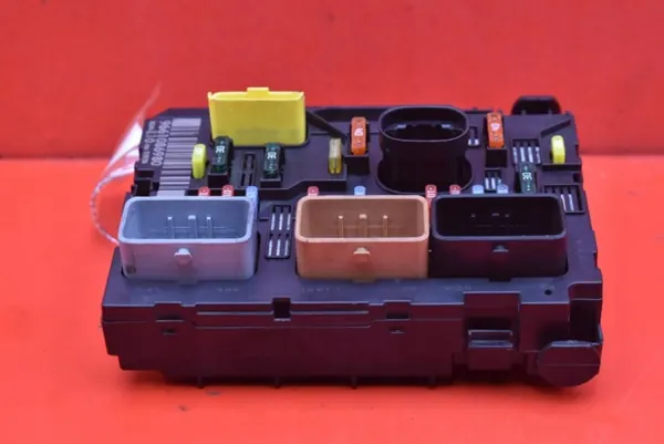 Sulakekaappi OEM 9661086980 Peugeot 207 1.4 16V image 3