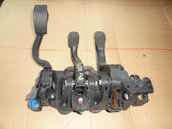 Pedal für Fiat Qubo 1.4 16V image 3
