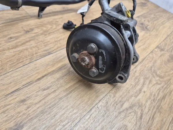 Bomba de direção assistida BMW N63B44 4.4 IXETIC F01 F02 F10 F06 F07 F12 F13 6796493 image 2