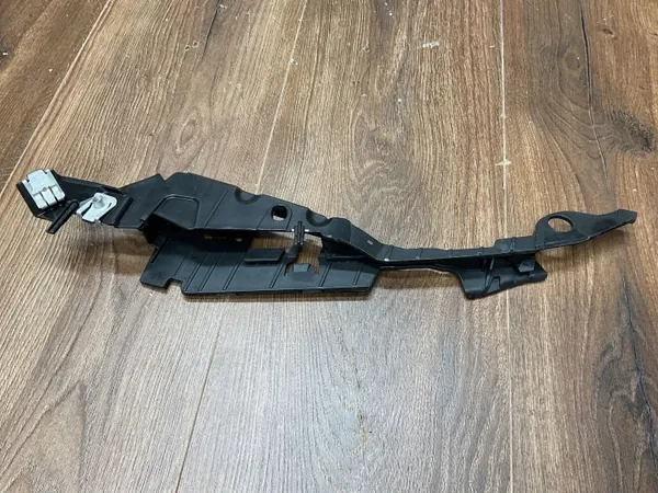 Porsche 911 992 oikea etuvaloindikaattorituki OEM 992807126C image 7