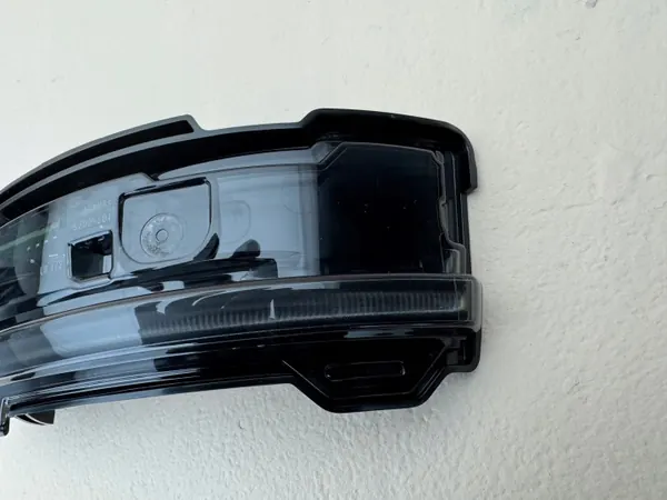 OEM 9202-500-02 Pisca esquerdo espelho Range Rover Evoque image 4