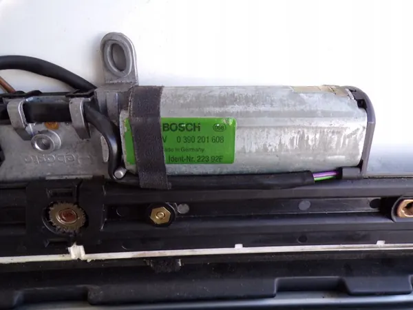 Teto solar elétrico OEM 2027800029 Mercedes W202 Classe C image 4
