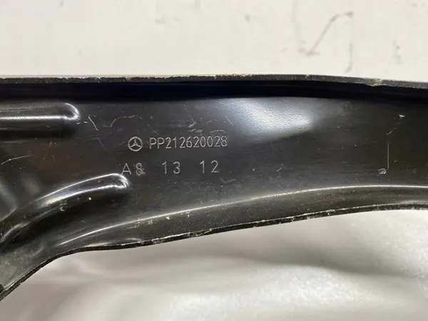 Supporto faro destro Mercedes E-Class W212 2009-2013 image 8