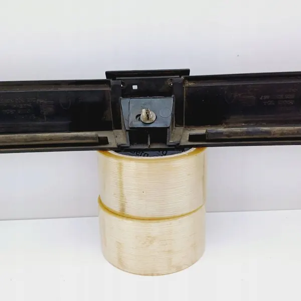 Joint de coffre OEM DRC83572 pour Seat Ibiza II image 9