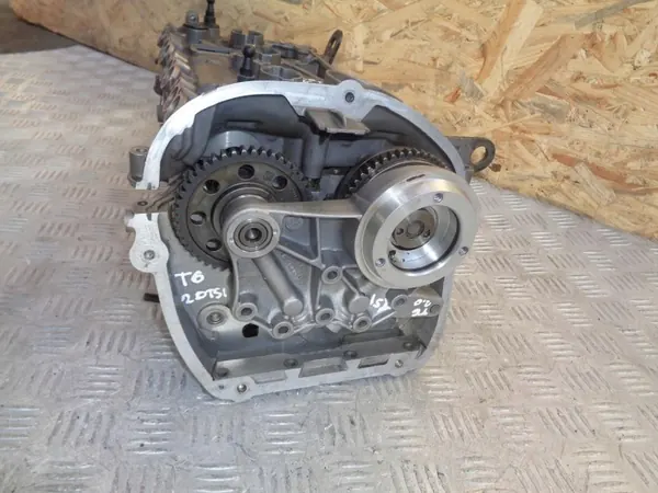Culasse Moteur OEM 06H103373N avec Soupapes & Arbres image 3