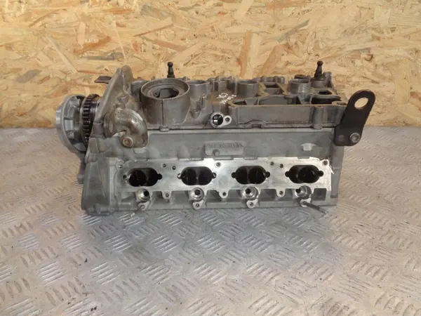 Culasse Moteur OEM 06H103373N avec Soupapes & Arbres image 6
