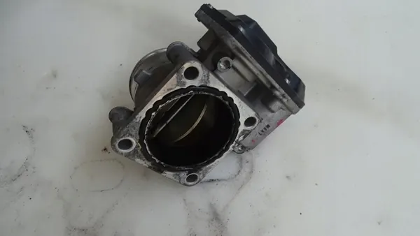 Drosselklappe Hyundai 35100-2F600 image 2