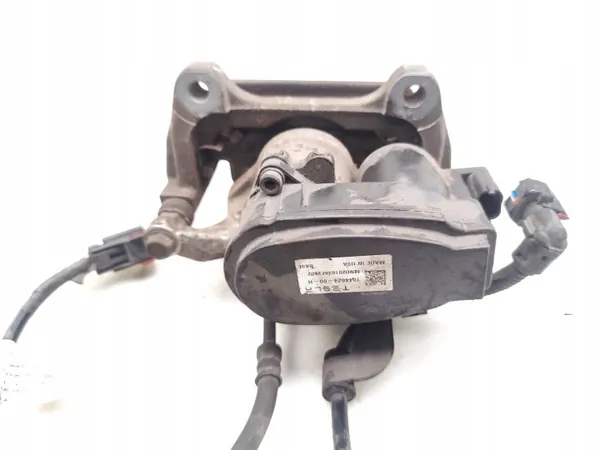 Tesla Model 3 Bakre bromsok OEM 1044624-00-H image 6