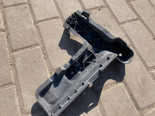 Mercedes-Benz GLC Stoßstangen-Gleithalterung OEM A2538857301 image 3