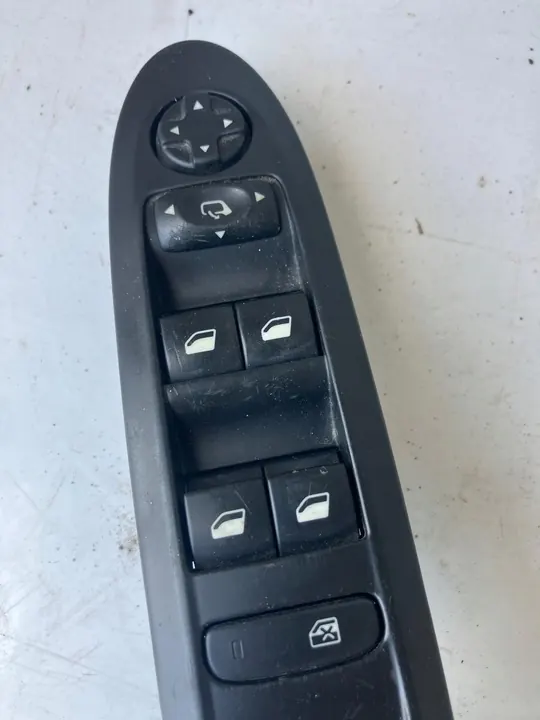 Raam Schakelpaneel Citroen C4 II B7 96657050ZD image 2