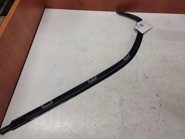Joint de vitre arrière gauche OEM 722020101 BMW 3 E90/E91 image 3