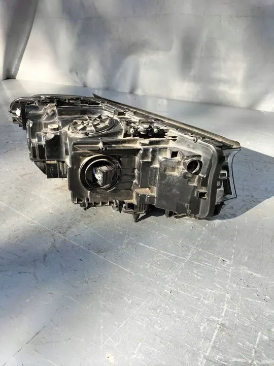 Farol esquerdo BMW 5 G30 G31 7214961 image 3