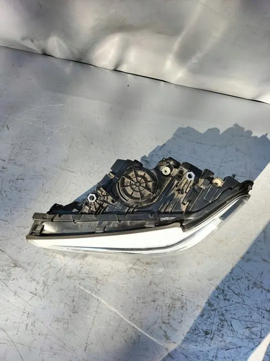 Farol esquerdo BMW 5 G30 G31 7214961 image 5