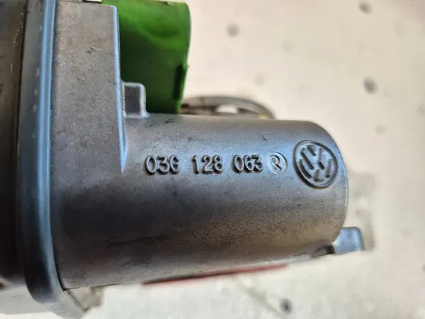 Corpo de borboleta VW Passat B6 Golf V 2.0 TDI image 6