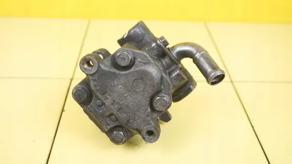 Bomba de direção AUDI Q7 3.0 TDI 7L8422154ES image 2