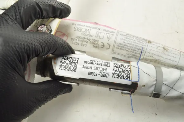 KIA X-CEED oikea verhoairbag OEM J7850-80000 image 3