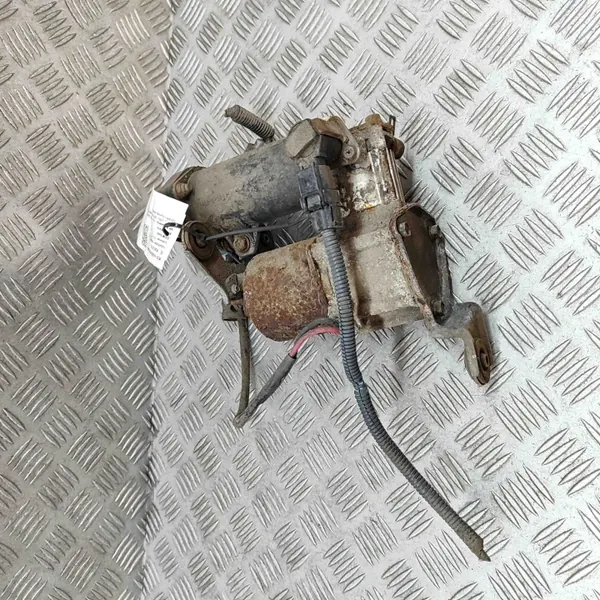 Toyota Land Cruiser 120 Veringscompressor OEM 4891060020 image 3
