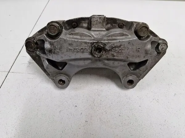 INFINITI M M30 3.0 D Vasemman Etujarrusatulan 4 Piston OEM image 3