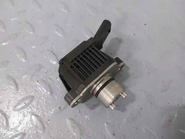 Válvula de árvore de cames Skoda Kamiq OEM 04E906048C image 3