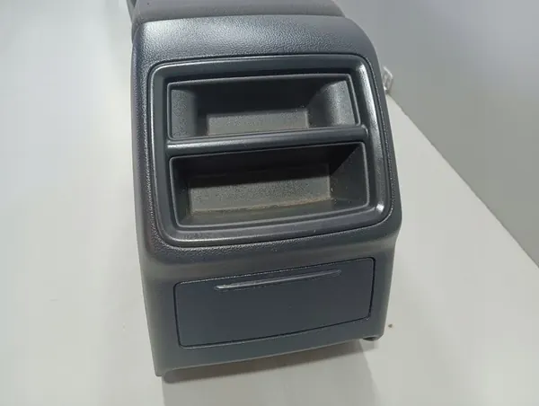 Descanso de Braço Console Central Audi A4 B9 A5 8W1863241B image 2