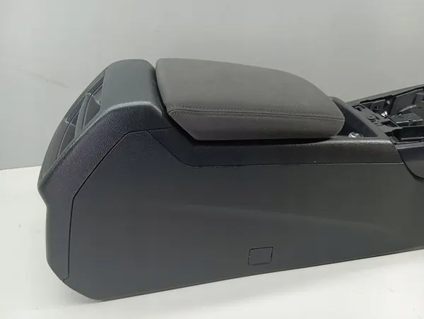Descanso de Braço Console Central Audi A4 B9 A5 8W1863241B image 5