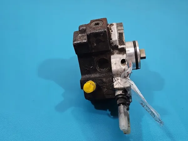 Brandstofpomp Mercedes W211 3.2 CDI OEM A6480700001 image 3