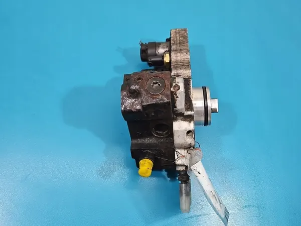 Brandstofpomp Mercedes W211 3.2 CDI OEM A6480700001 image 4