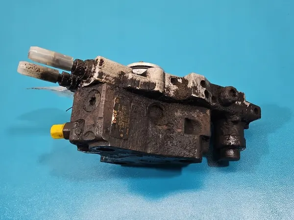 Brandstofpomp Mercedes W211 3.2 CDI OEM A6480700001 image 9