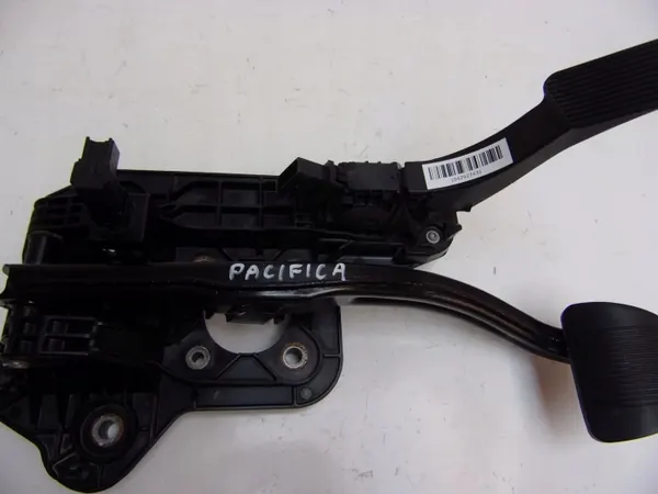 Pédales Chrysler Pacifica OEM 04581677AB - Gaz & Frein image 6