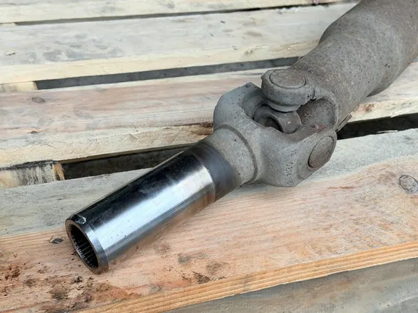 Bakaxel Cadillac Escalade 6.2 V8 07-08 OEM image 4