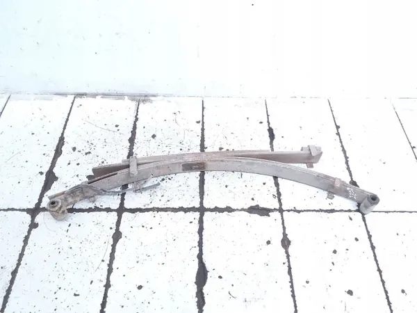 Mitsubishi L200 Hinterfeder OEM ARA355423 - Gebraucht image 2