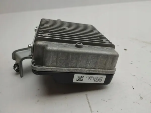 Conversor de tensão Jeep Cherokee KL OEM image 3