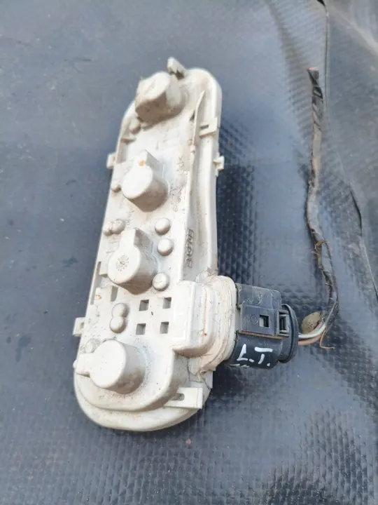 Luz trasera izquierda para AUDI A4 (B6) 11.00-11.04 image 7