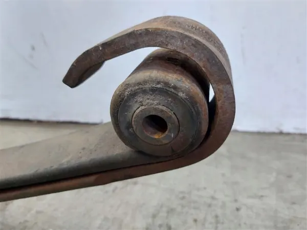 OEM 5010302537 Etulehtijousi Renault Midlumille image 3