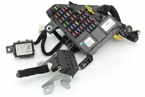 KIA Startersatz OEM 39104-27400 für Sportage II 2.0 CRDI image 5