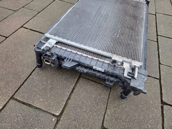 Radiador y Ventilador Completo VW Audi Seat Skoda Cupra 2021 image 5