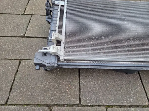 Radiador y Ventilador Completo VW Audi Seat Skoda Cupra 2021 image 6