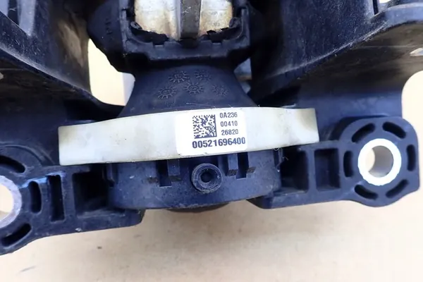 Soporte de motor Fiat 500 Panda 1.0 Lancia Ypsilon 2015- OEM image 6