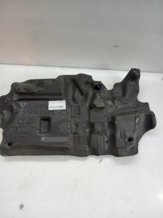 Moottorin kansi Renault Trafic IV 140467777R image 3