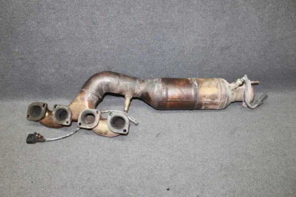 BMW vasen pakoputken keräin OEM 7505784 image 5