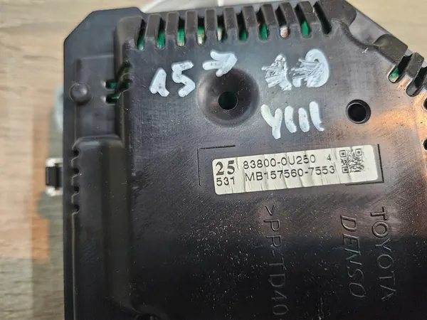 TOYOTA YARIS III 15-17 1.0 METER image 3