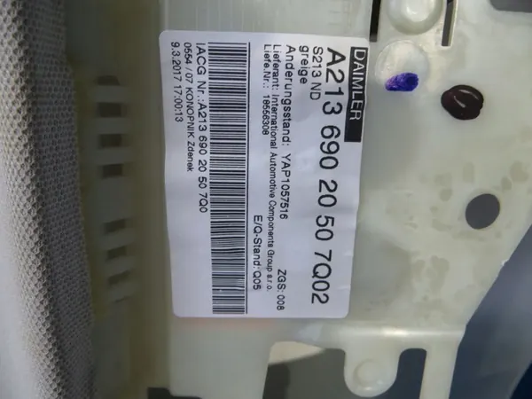 Plafonnier Mercedes W213 Break OEM 216/007 - Occasion image 5