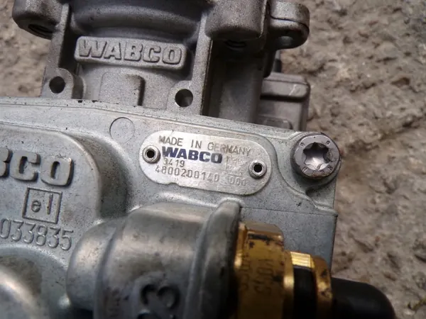 WABCO Bromsventil 4800200140 Iveco Stralis image 3