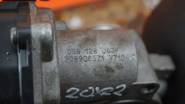 GOLF VI OCTAVIA IBIZA A3 1.6 TDI Kaasuläppä 03G128063F image 5