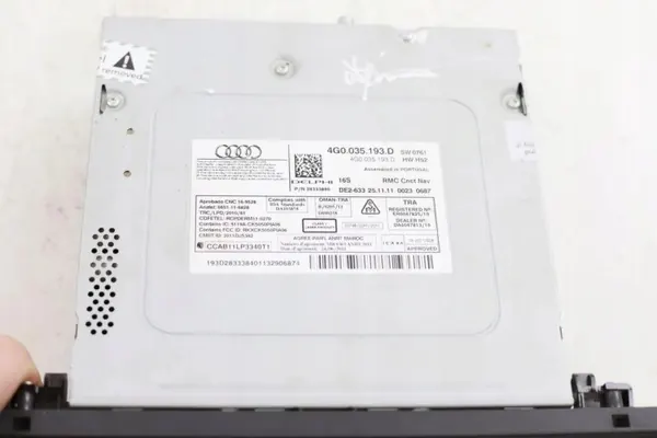 Cambiador CD Audi OEM 4G0035193D para A6 Avant 2012 image 10