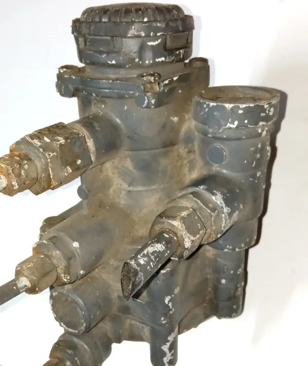 Vanne de remorque Europa DAF CF LF image 1