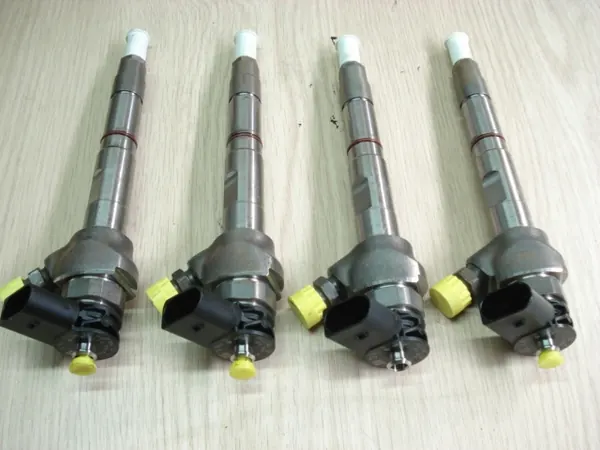 Iniettore 05L130277M 0445110960 VW Passat B8 Audi A6 image 3