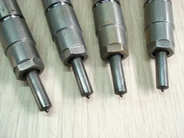 Iniettore 05L130277M 0445110960 VW Passat B8 Audi A6 image 4