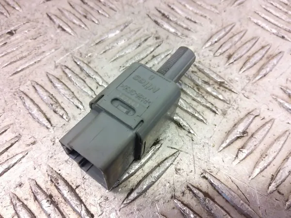 Nissan Leaf II (ZE1) 2023 Interrupteur/Senseur de Feux de Recul 2X29K2 image 1