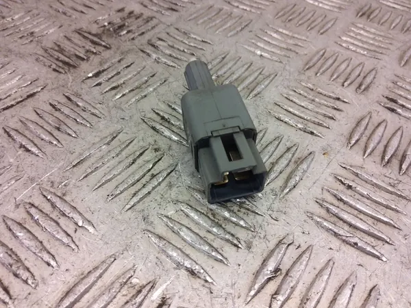 Nissan Leaf II (ZE1) 2023 Interrupteur/Senseur de Feux de Recul 2X29K2 image 5